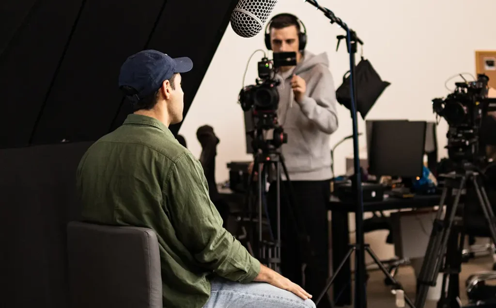 Hinter den Kulissen bei ein einem Videotestiomonial.
